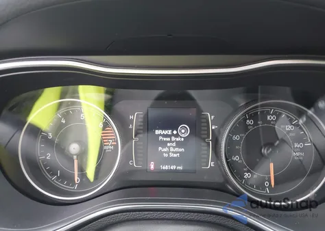 2019 Jeep Cherokee Latitude Plus 4X4 from USA, damaged, VIN 1C4PJMLB9KD189212